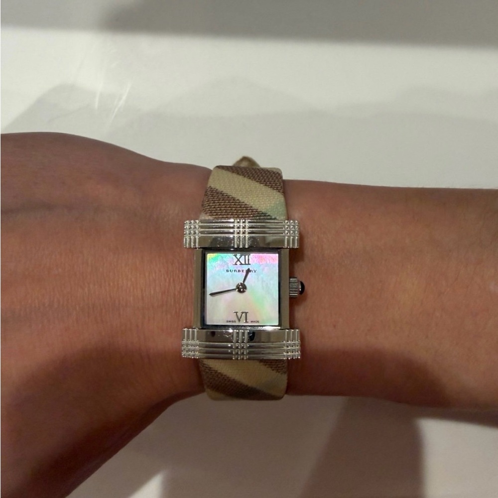 Burberry Watch - Picture 4 of 11